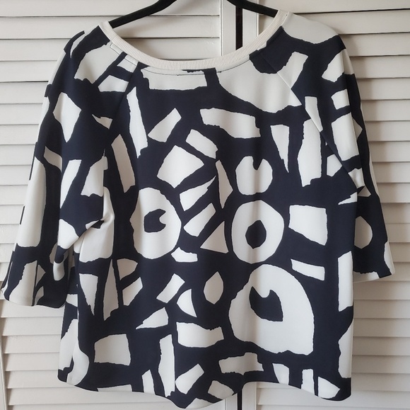 Loft non wrinkle blouse w patterns Large - Picture 2 of 4